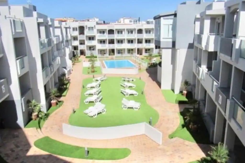 Tutti Frutti Con Piscina, Terraza Soleada Privada, Primera Planta Y Wi-Fi Corralejo Luaran gambar